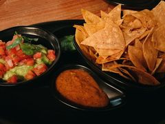 牛油果酱配玉米片-Luchador摔跤手墨西哥餐厅(恒宇广场店)