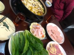 -菌之家·专业纯野生菌火锅·特色炒菌