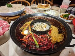 -椒香城门口老火锅(长寿路店)