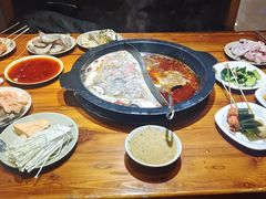 -火云天重庆火锅自助(中山路店)