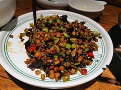黑三剁-云海肴·汽锅鸡·云南菜(高德置地店)