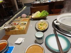 -四点金粥底火锅(沂州里店)