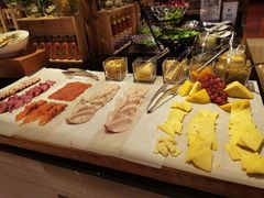 -OPEN開全日自助餐厅·西餐·海鲜(佛山希尔顿酒店)