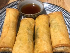 雪菜黄鱼春卷-南小蟹手工點心(三里屯店)