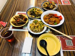 -三镇卤货二公司(汉街店)