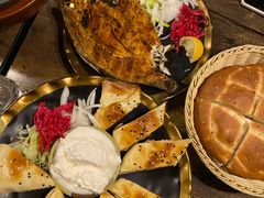 特色纯牛肉奶酪披萨-Mevlana梅夫娜土耳其餐厅·清真