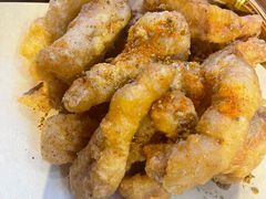 -爆炸头阿姨小四川正宗川味小吃(无任何分店)