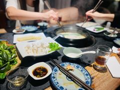 -大匠工房古船木艺术餐厅·猪肚鸡专门店(长白仙岛店)