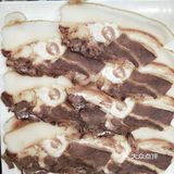 鲜鸭血和腊肠很好吃，那个胶原牛肉很有特点