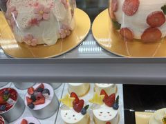 -花花卷卷·鲜食蛋糕(静安久光百货店)