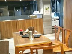 大堂-亮亮面馆(经六路店)