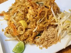 -两兄弟Song Pee Nong(2号店)