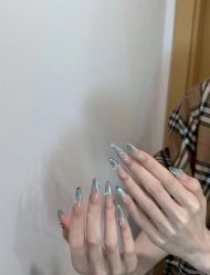 -赢韵美甲美睫瑞士净斑中心
