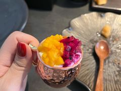 -铭牛烧肉·和牛海鲜自助(高新月牙湖店)