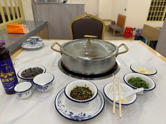 -朴小妹人参鸡汤火锅(长白山万达店)