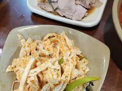 -亮亮面馆(经六路店)