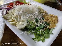 -官塘陈记鱼生·潮汕砂锅粥·牛肉火锅(潮枫路总店)