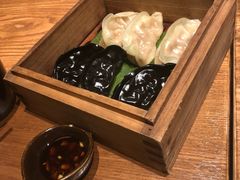 牛肝菌蒸饺-云海肴·汽锅鸡·云南菜(天山百盛优客店)