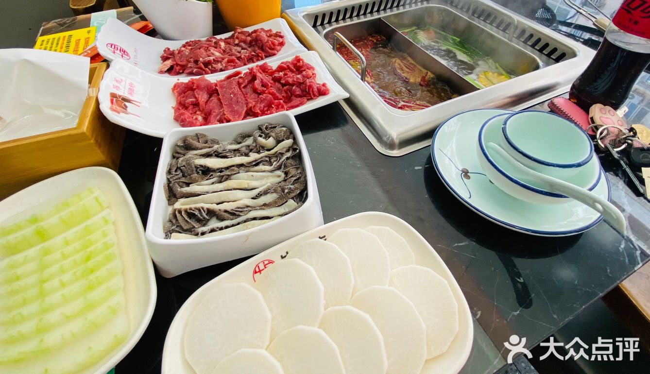 玩完玄武湖正好过来吃了。- 吊龙非常嫩，肉质非常不错