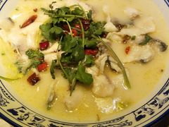 -胡桃里音乐餐厅(陶溪川店)(川湘赣菜·世界百大酒庄直供红酒·音乐表演)