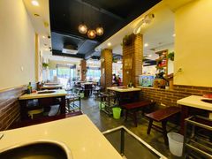 大堂-水碾河刘老大串串香(水碾河路店)