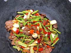 土芹菜炒黄牛肉-湘语·湖南家常菜(新洲店)