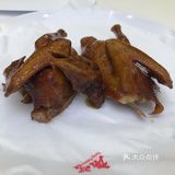 最近的一家离家就一站地铁路程，蹭蹭蹭就到啦