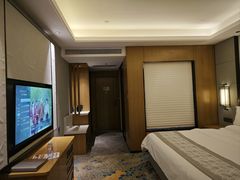 -南宁世纪君悦大酒店(青秀万达滨湖路地铁站店)