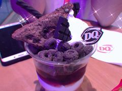 巧克力配蛋糕华夫脆-DQ·蛋糕·冰淇淋(三亚青春颂店)