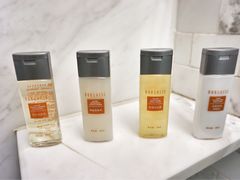 -上海滴水湖皇冠假日酒店