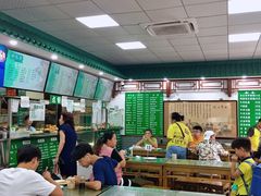 大堂-护国寺小吃(东四店)