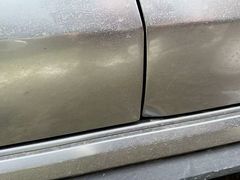 -鲨鱼皮汽车凹陷玻璃修复(静安店)