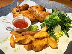 -JINNS锦时 steak&pizza(浸信会礼拜堂旧址店)