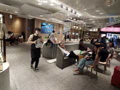 -奈雪的茶(湖滨银泰in77C区PRO店)