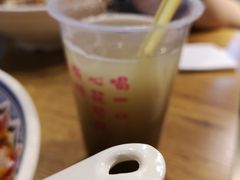 -鑫花溪牛肉米粉(人民广场店)
