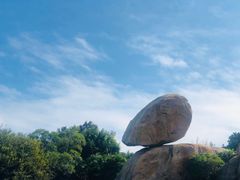 -东山风动石景区