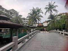 -三亚亚龙湾雅高美爵酒店
