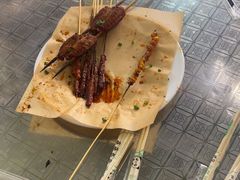 -刘姐啤酒鱼民族演艺餐厅(西街总店)