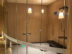 -涨巢·潮玩水疗局