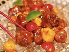 冰镇菠萝咕咾肉-许爷家·生态湖鲜(徐汇日月光店)