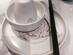 -六少·猪肚包鸡火锅(卓悦INTOWN店)