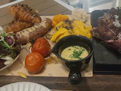 -Mark&Mars Restaurant
