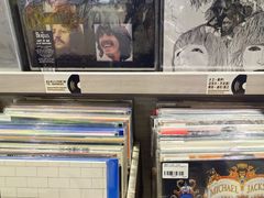 -浣熊唱片店(上海影城店)