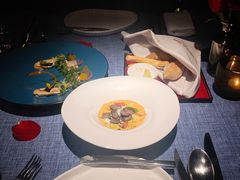 -弦月窗LUNETTE BY AMANDA(复兴路店)