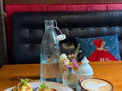 -JINNS锦时 steak&pizza(浸信会礼拜堂旧址店)