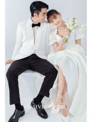 -雪中彩影婚纱摄影·微光艺术中心