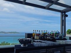 -瑰丽酒店·海吧·天际下午茶·现场DJ·天台酒吧