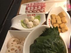 -巴邑火锅(江北万达店)