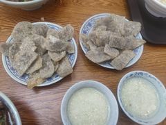 老北京炸灌肠-门框胡同百年卤煮(新街口店)