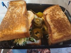 -The Habit Burger Grill 哈比特汉堡(复兴soho店)